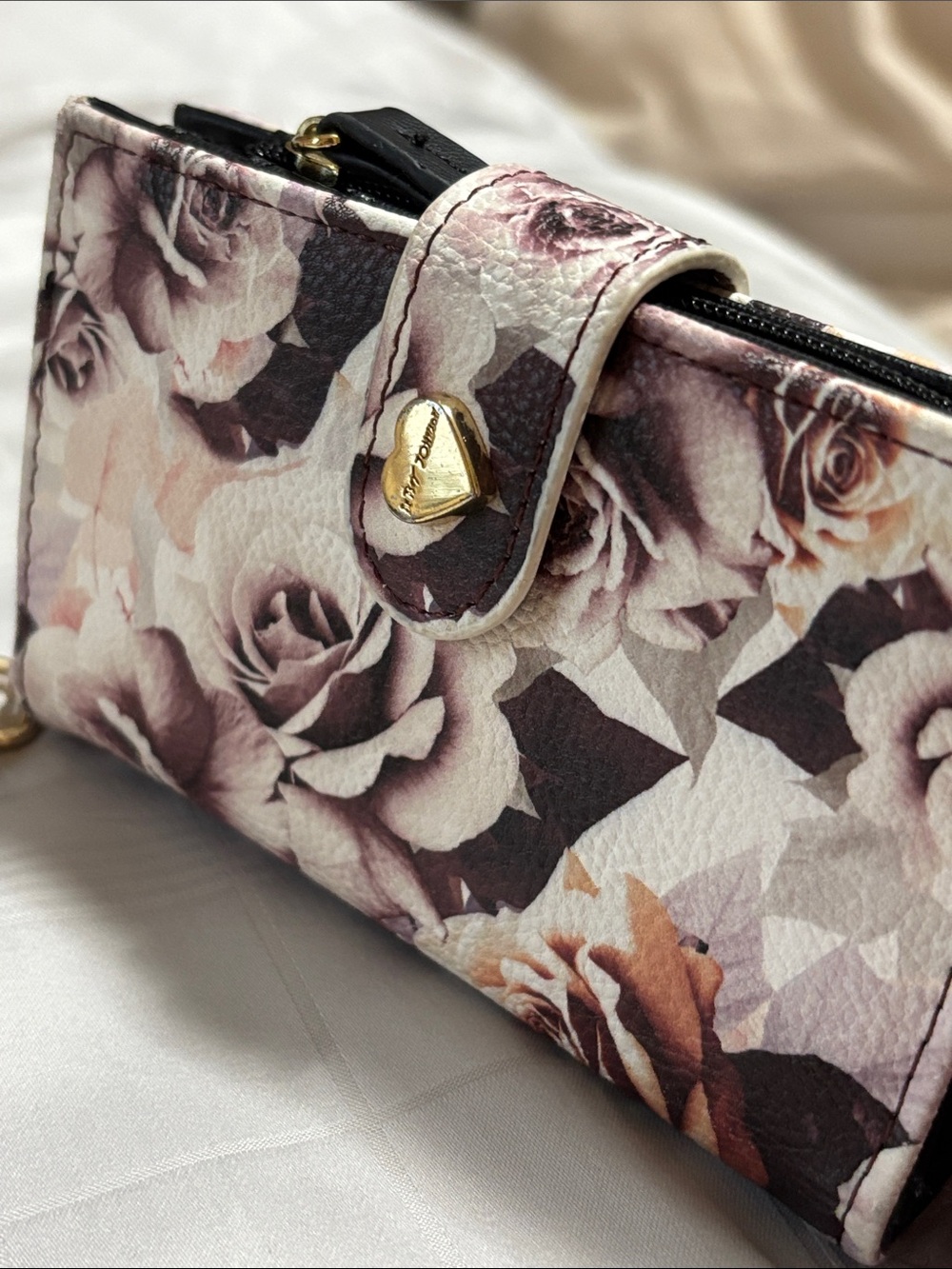 Betsey Johnson Mauve Rose Floral Wallet Keychain Card Holder